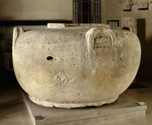 Vase colossal d'Amathonte, importé de Chypre par E. Duthoit en 1865, H: 1,90 m, D: 3.20 m, Ve-VIIe s. av. J.-C., musée du Louvre - Crédit : 2002, RMN - Franck Raux