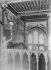 Le vestibule, vue vers les vitraux depuis le premier étage